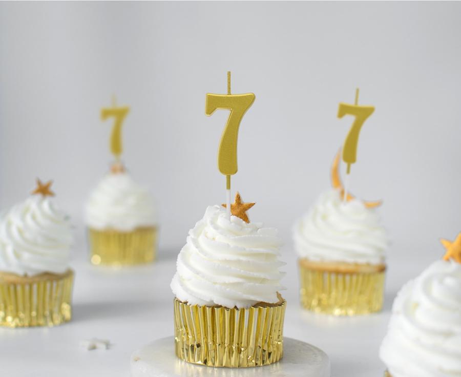 Geburtstagskerze Nummer 7, gold, 9,5 cm